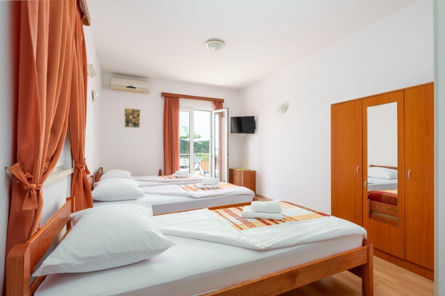 Apartments Mat Млини Екстериор снимка